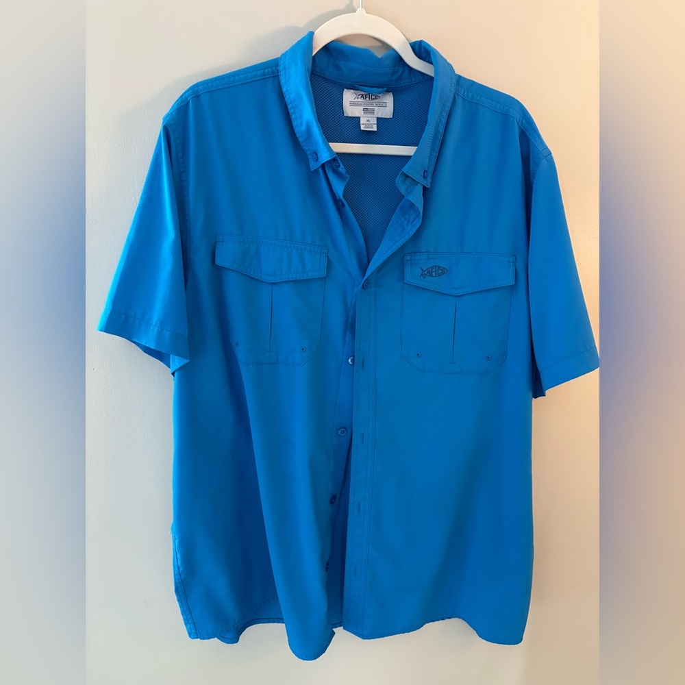 AFTCO Bright Blue Casual Button Down Shirt